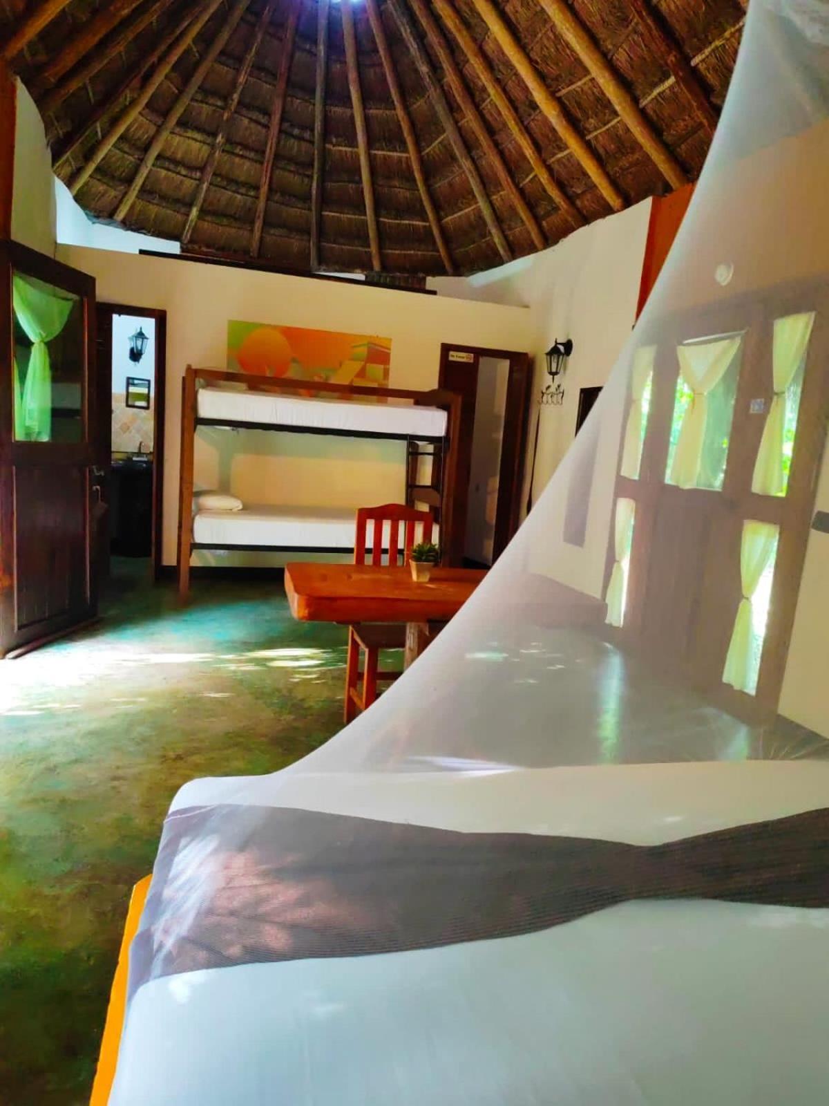 Jolie Jungle Eco Hotel (Adults Only) Leona Vicario Buitenkant foto